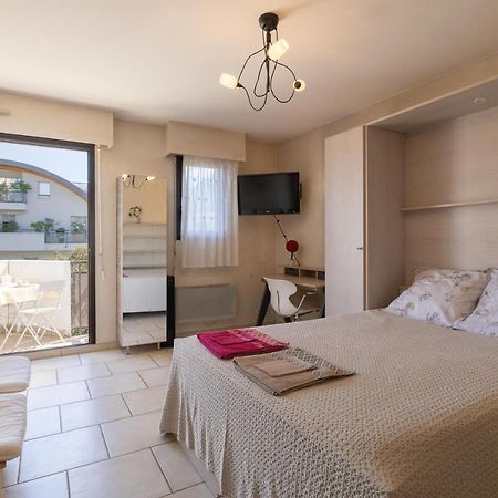 Appartement Proche Lac Et Commerces Annecy Exterior photo