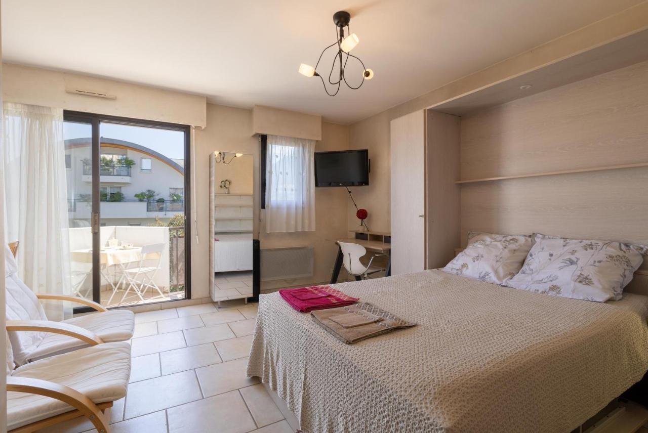 Appartement Proche Lac Et Commerces Annecy Exterior photo